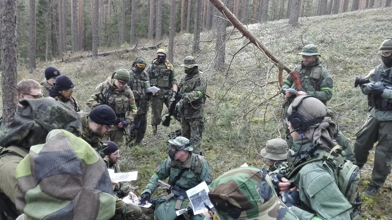 Пауки в банке III, 25.04.2015