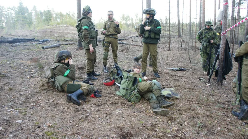 Пауки в банке III, 25.04.2015