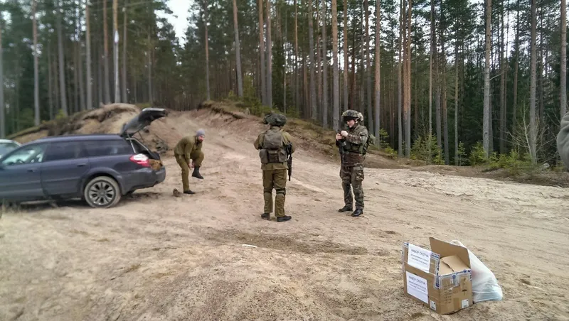 Пауки в банке III, 25.04.2015