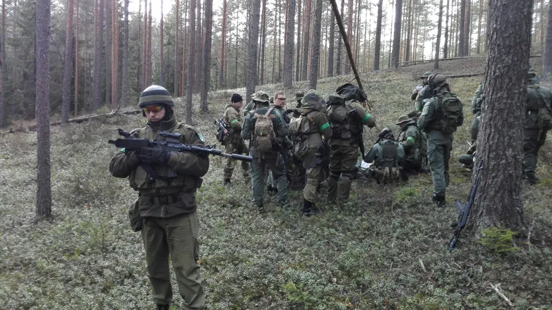 Пауки в банке III, 25.04.2015