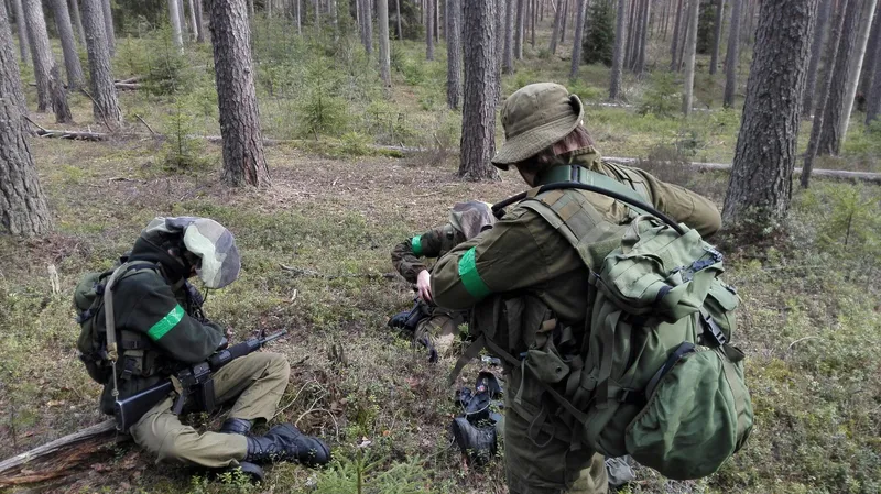 Пауки в банке III, 25.04.2015
