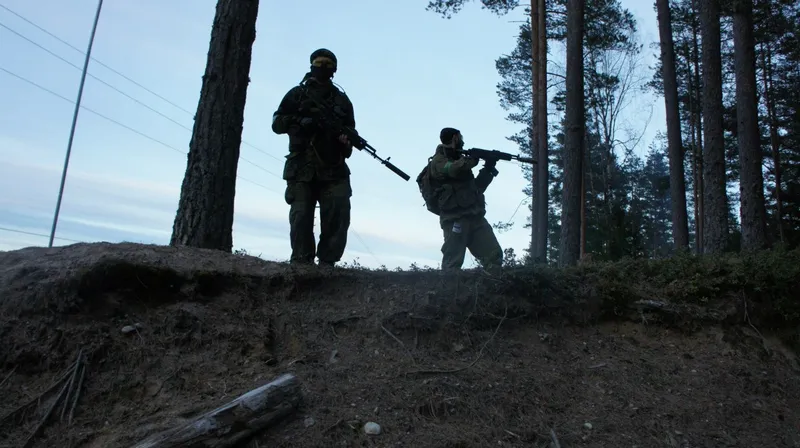 Пауки в банке III, 25.04.2015