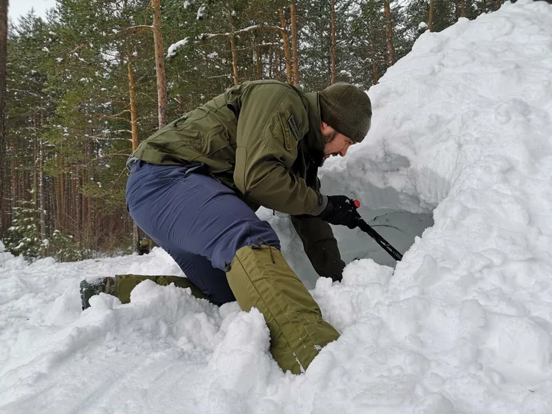 Поприглашению 1st Canadian